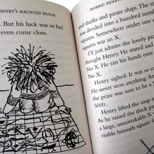 Load image into Gallery viewer, Horrid Henry Cheeky Collection 10 Books Set By Francesca Simon - Ages 6+ - Paperback - Bangzo Books Wholesale