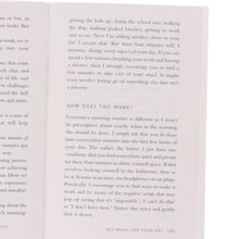 Load image into Gallery viewer, How to Be Your Own Therapist by Owen O’Kane - Non Fiction - Paperback - Bangzo Books Wholesale