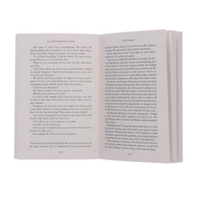 Load image into Gallery viewer, Lily's Promise: How I Survived Auschwitz and Found the Strength to Live by Lily Ebert &amp; Dov Forman - Non Fiction - Paperback - Bangzo Books Wholesale